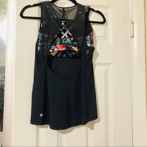 Black lululemon tank top!!